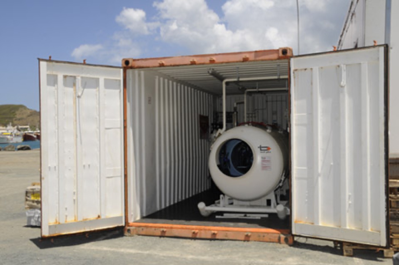Vente et installation de caissons hyperbares — zone Pacifique Sud